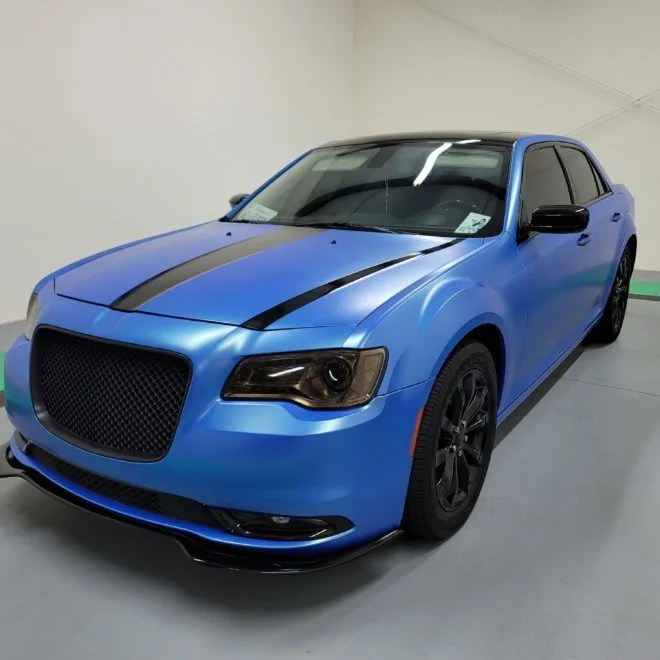 Chrysler · Color change